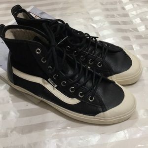 Vans Black Sneakers